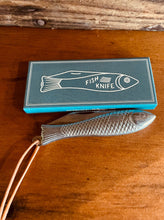 Load image into Gallery viewer, Mollyjogger - Fish Knife