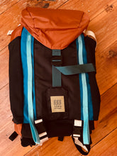 Load image into Gallery viewer, Topo Back Pack
