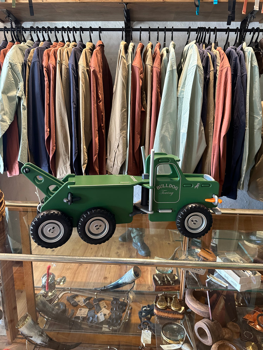 Bulldog towing truck