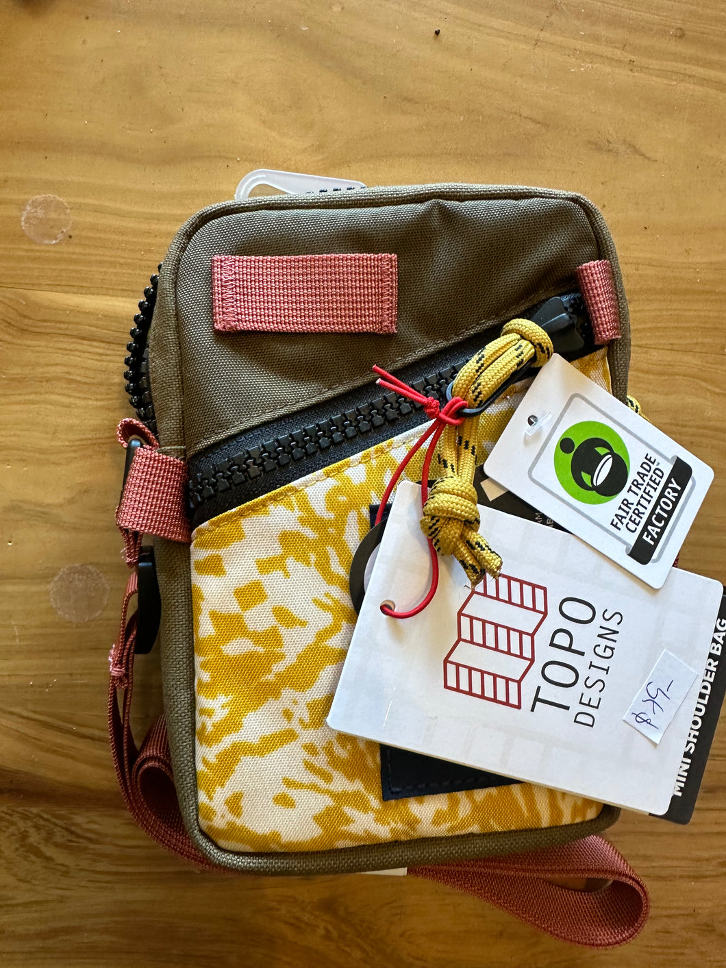 Topo Mini Shoulder Bag