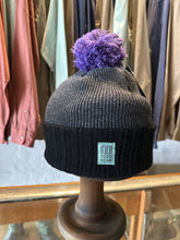 Load image into Gallery viewer, Beanie by Topo
