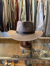 Load image into Gallery viewer, Wide flexibraid hat
