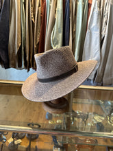 Load image into Gallery viewer, Wide flexibraid hat
