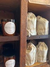 Load image into Gallery viewer, Molong 2866 Candle
